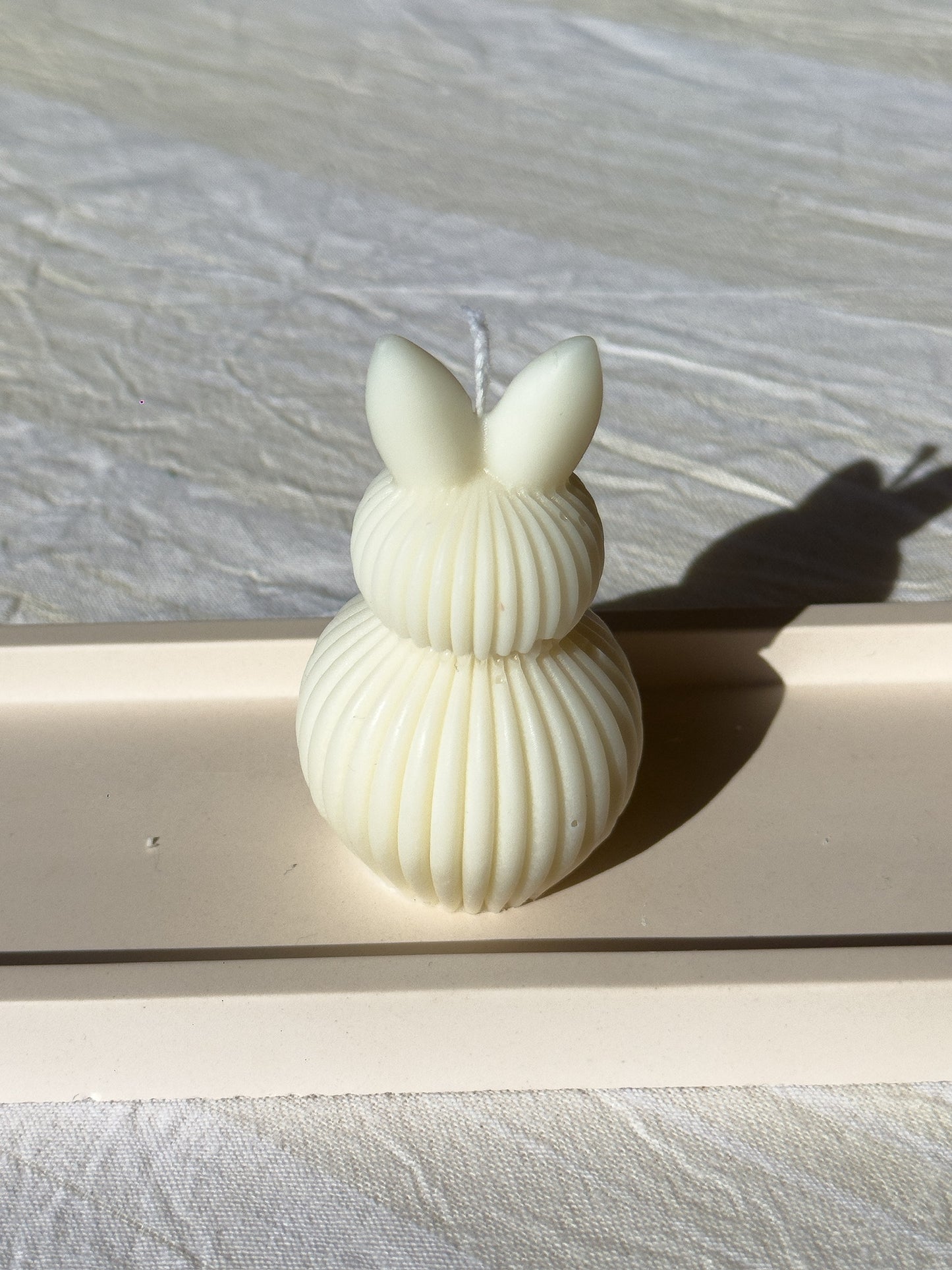 Ribbed Bunny Figurine Candle – Scented (65g)