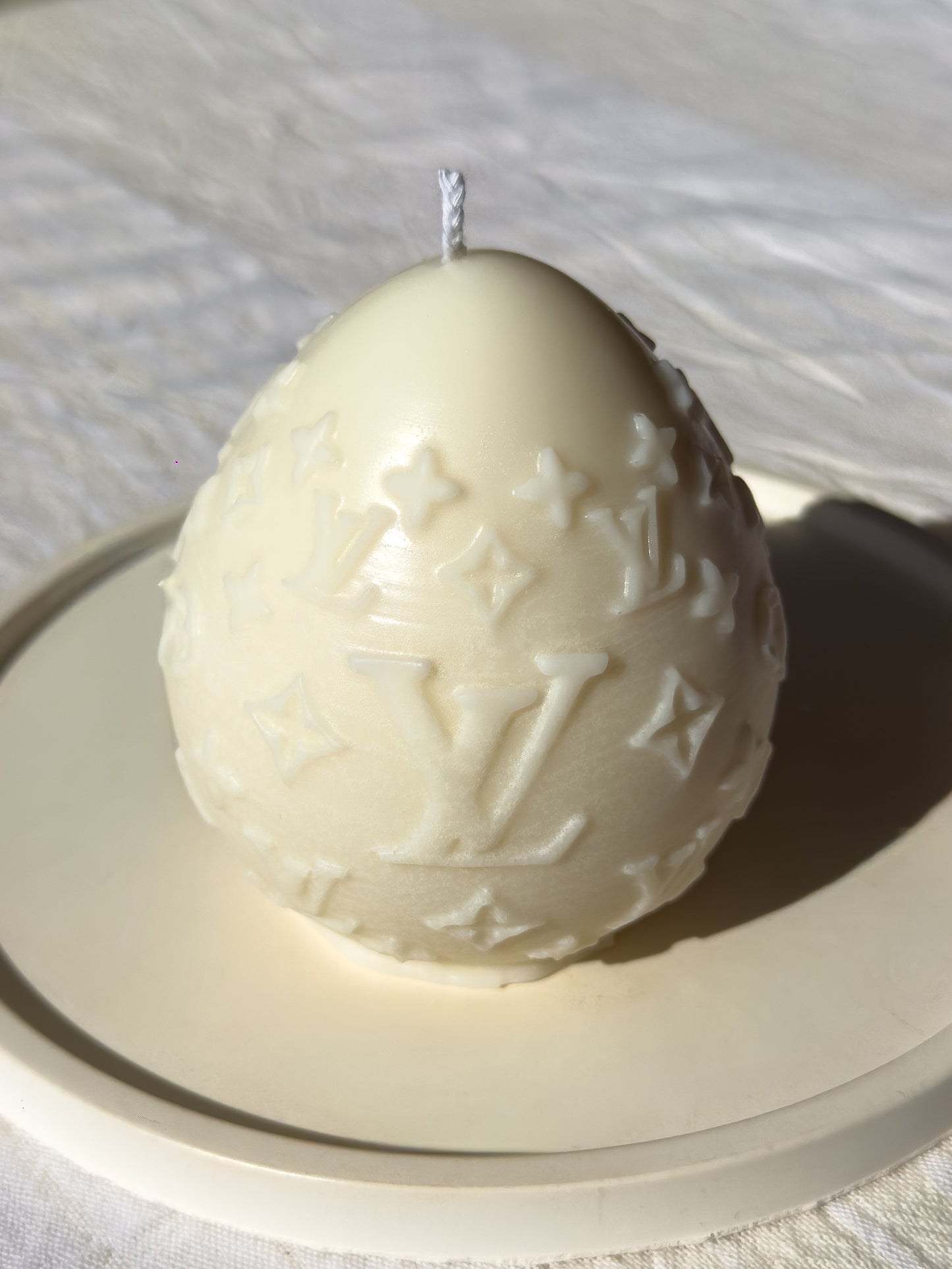 LV Luxury Monogram Carved Easter Egg Candle – 200gr