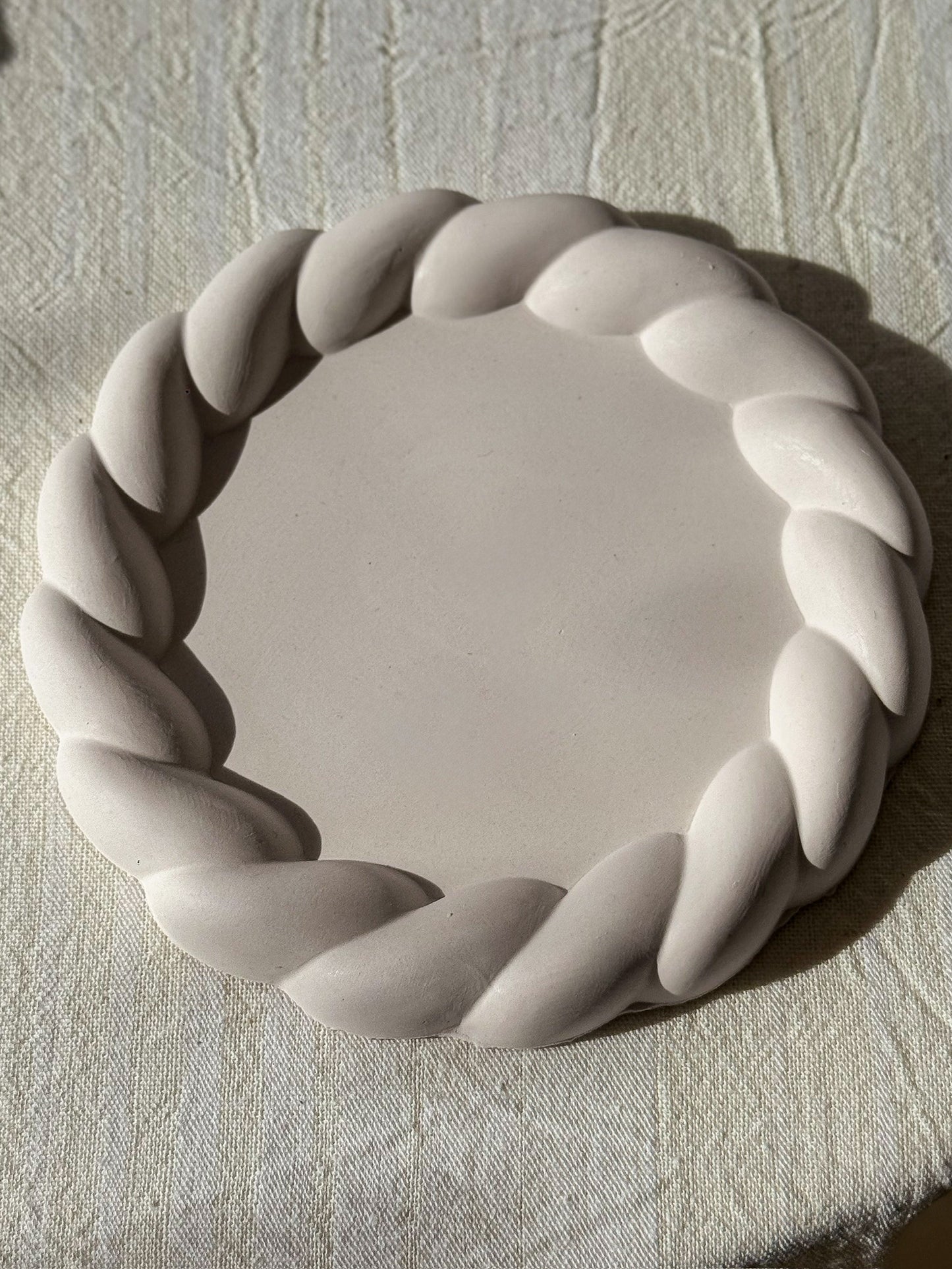 Handmade Gypsum Decorative Tray – Twisted Edge
