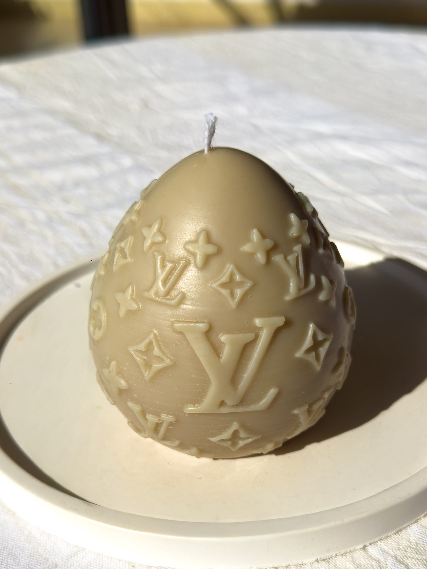 LV Luxury Monogram Carved Easter Egg Candle – 200gr