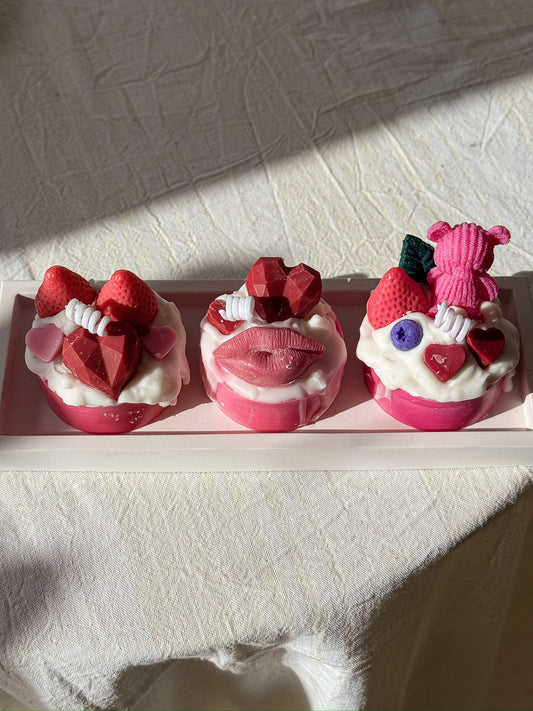 Love Cupcake Candle