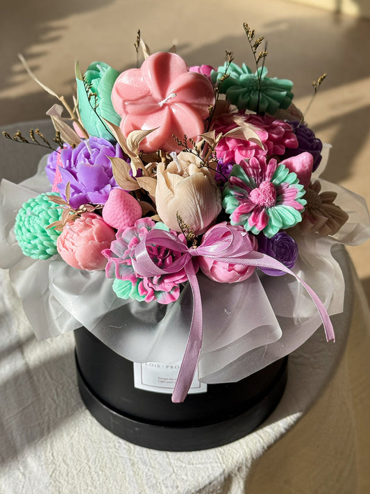 Bouquet Flower Candles – Custom Round Box