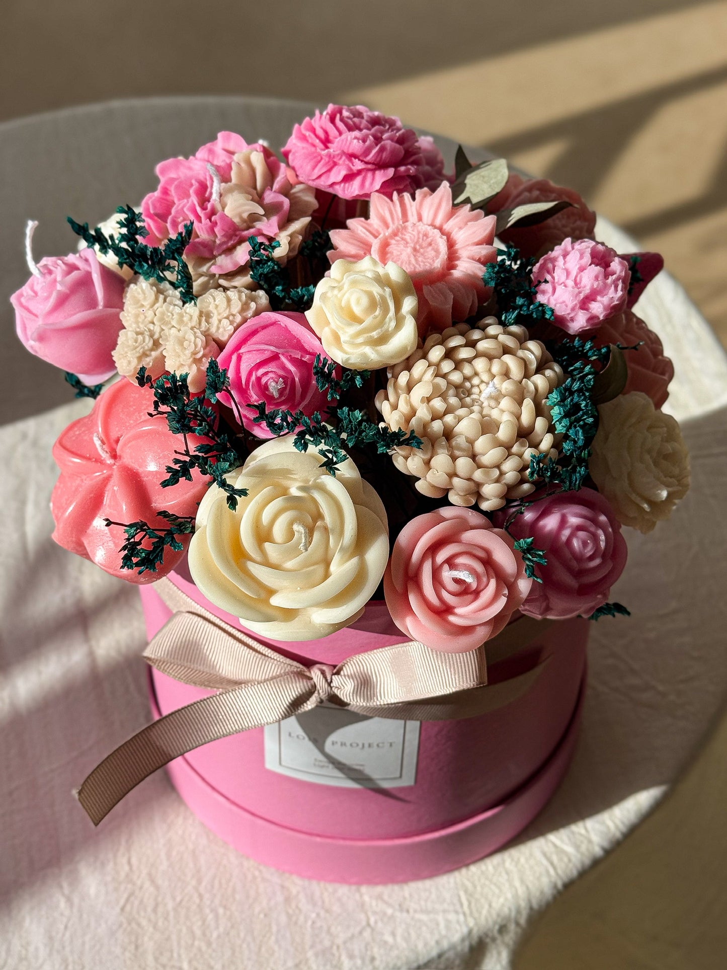 Bouquet Flower Candles – Custom Round Box
