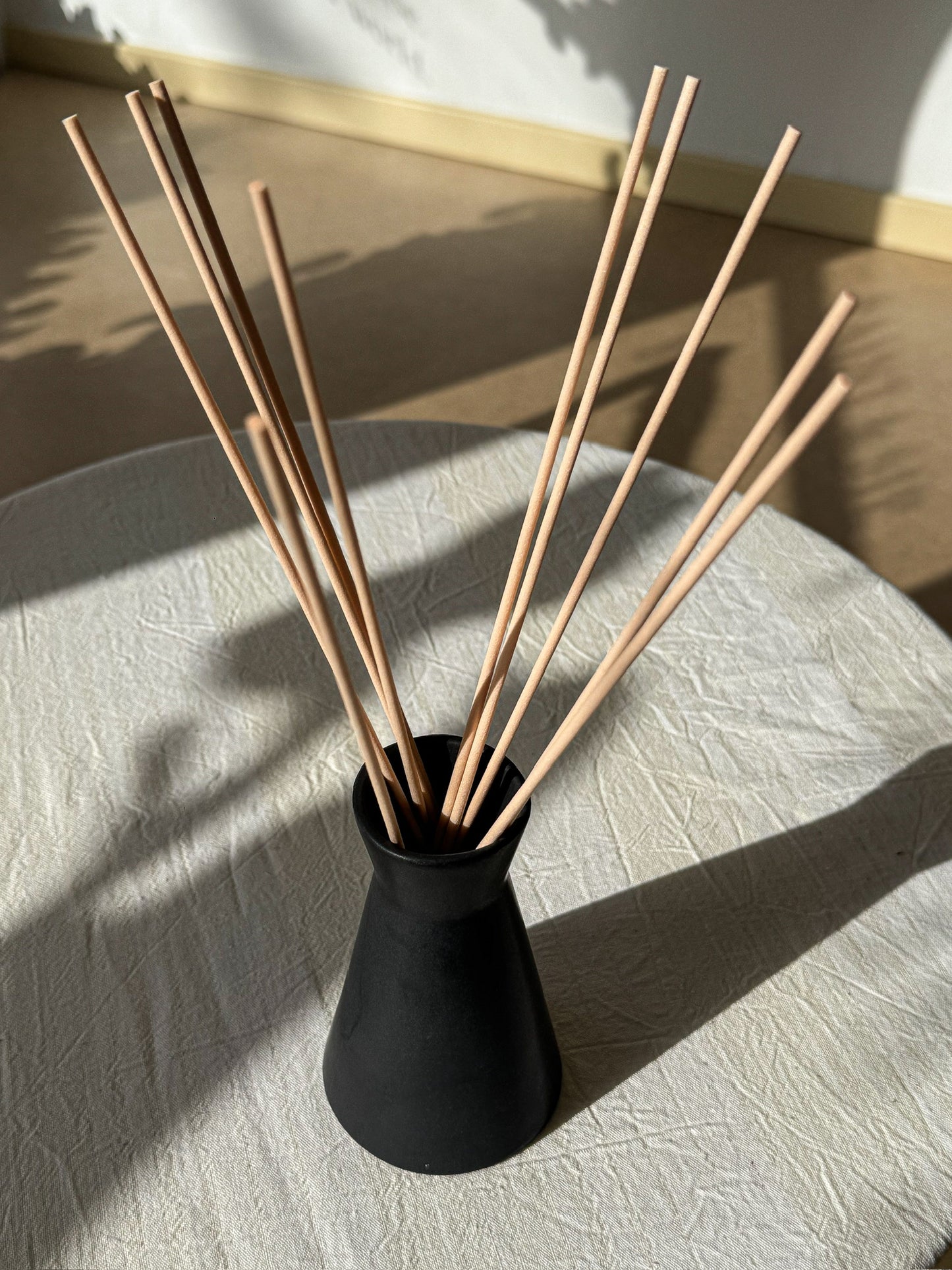 Refillable Diffuser Glass Vessels